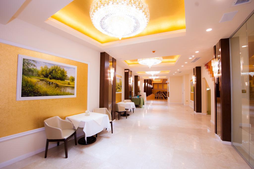 Best Western Hotel Lev Or I Bucarest Extérieur photo