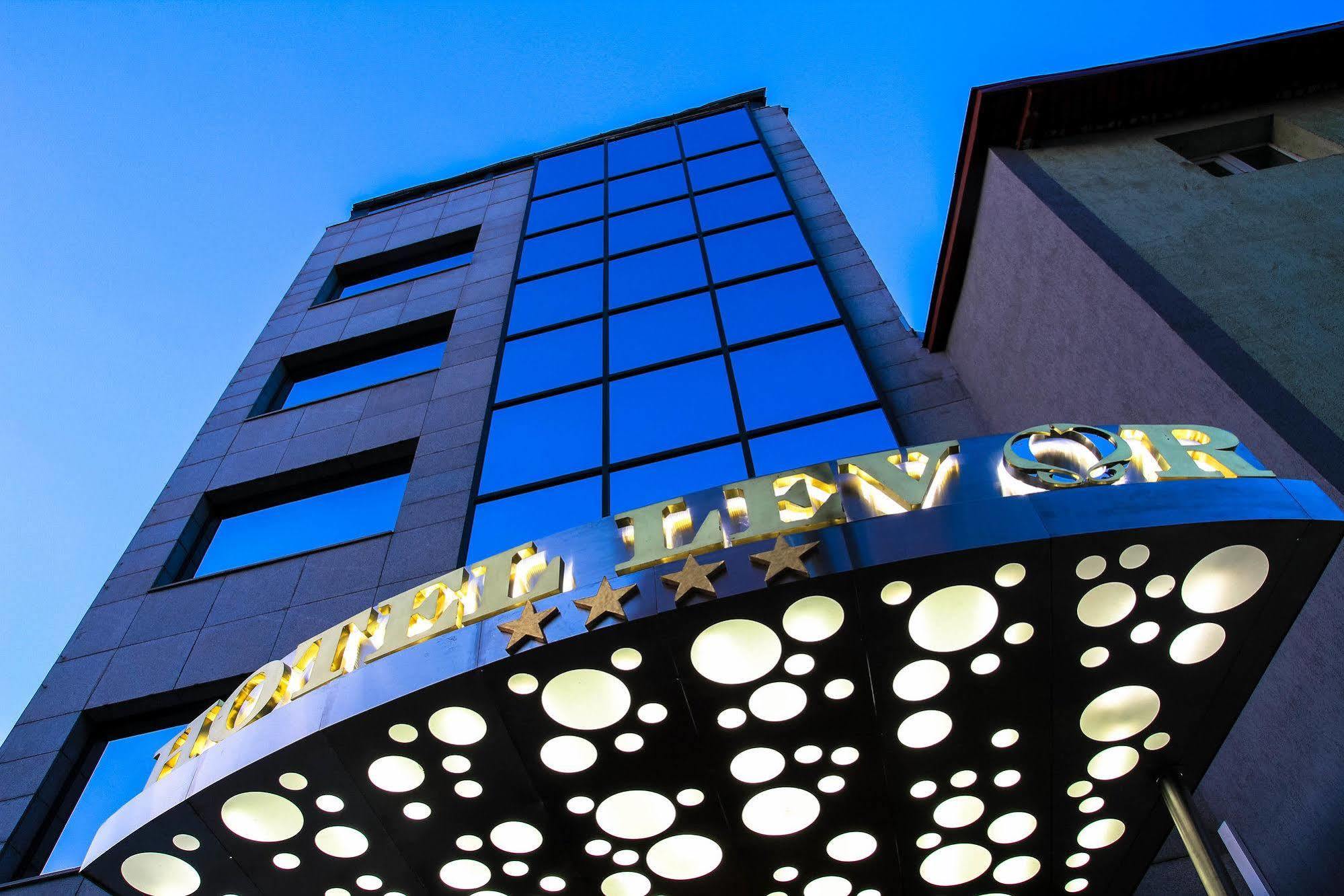 Best Western Hotel Lev Or I Bucarest Extérieur photo