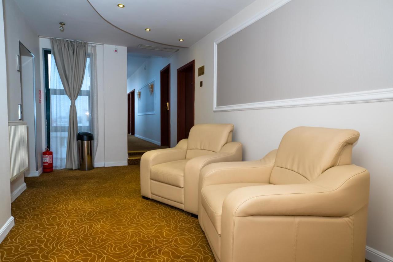 Best Western Hotel Lev Or I Bucarest Extérieur photo