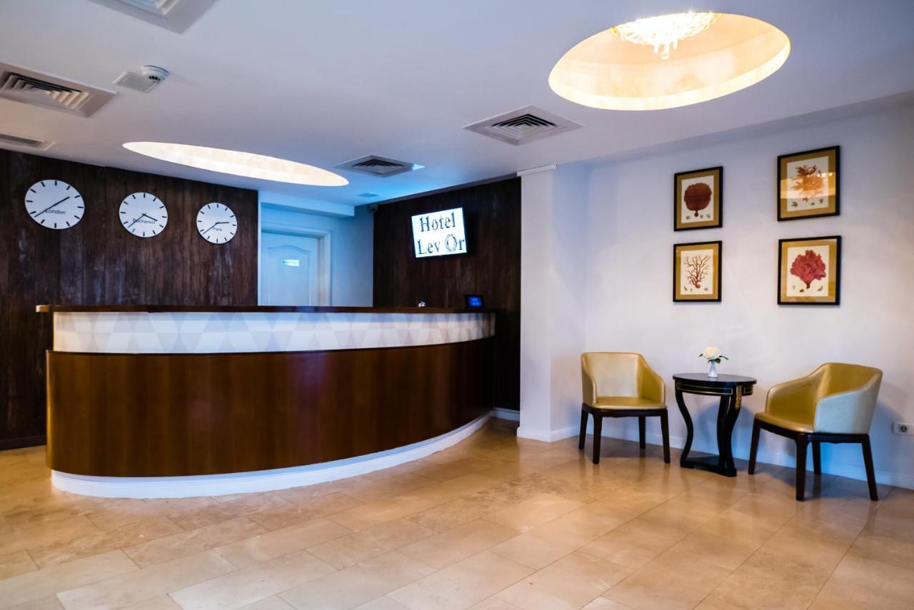 Best Western Hotel Lev Or I Bucarest Extérieur photo