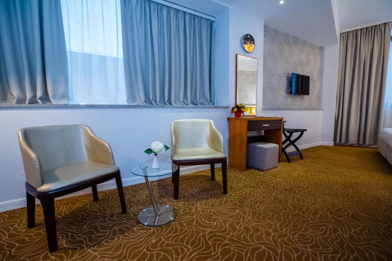 Best Western Hotel Lev Or I Bucarest Extérieur photo