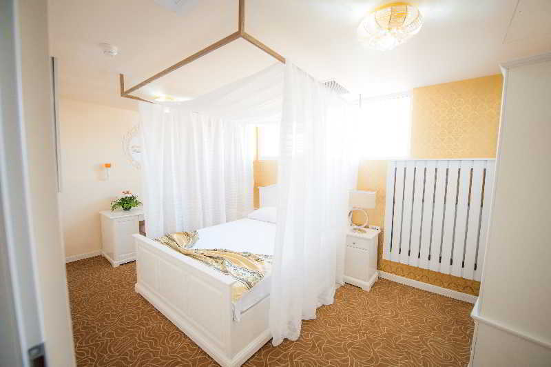 Best Western Hotel Lev Or I Bucarest Extérieur photo